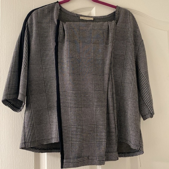 B&W Matching Set - Picture 2 of 3